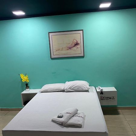 Light Motel 과룰류스 외부 사진