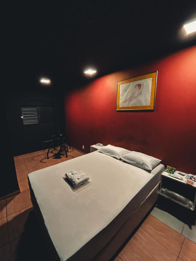 Light Motel 과룰류스 외부 사진